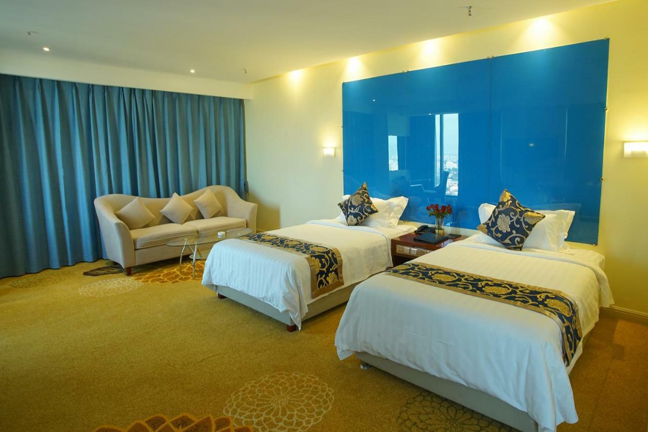 Grand Park 5*