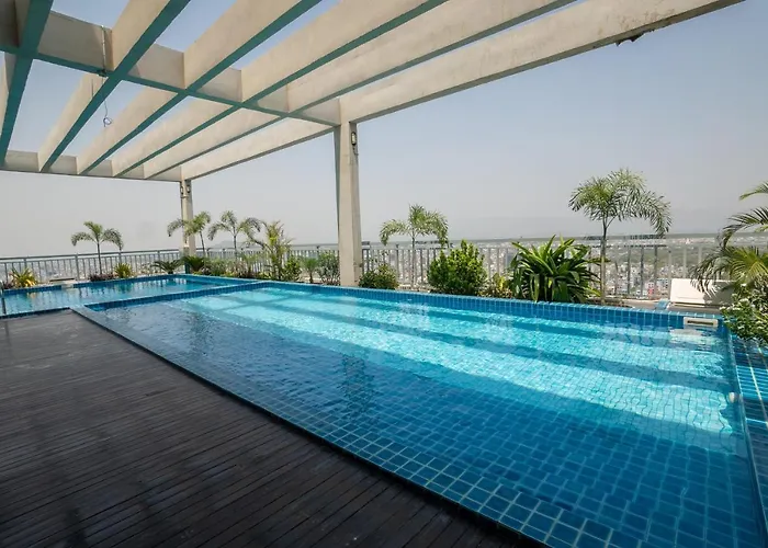Grand Park Hotel