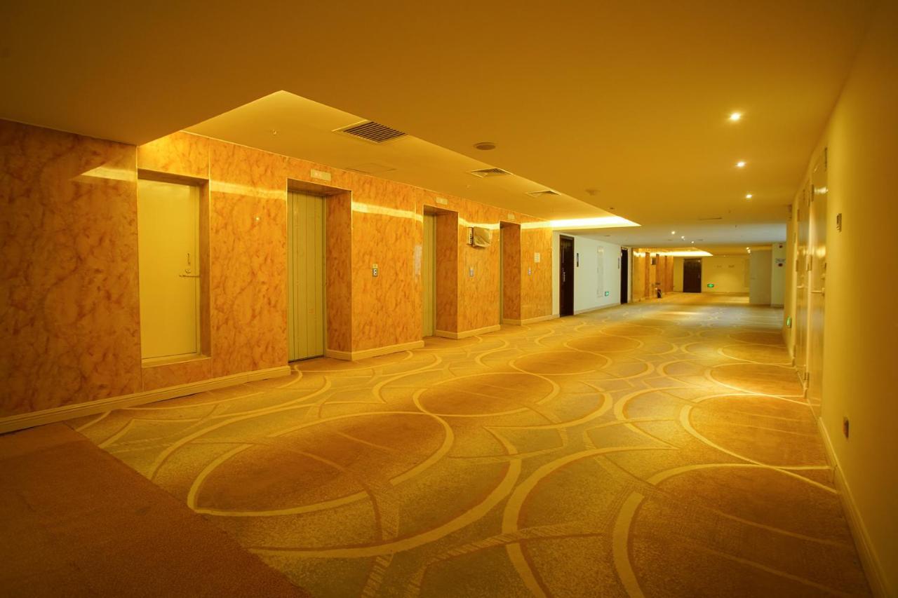 Grand Park Hotel