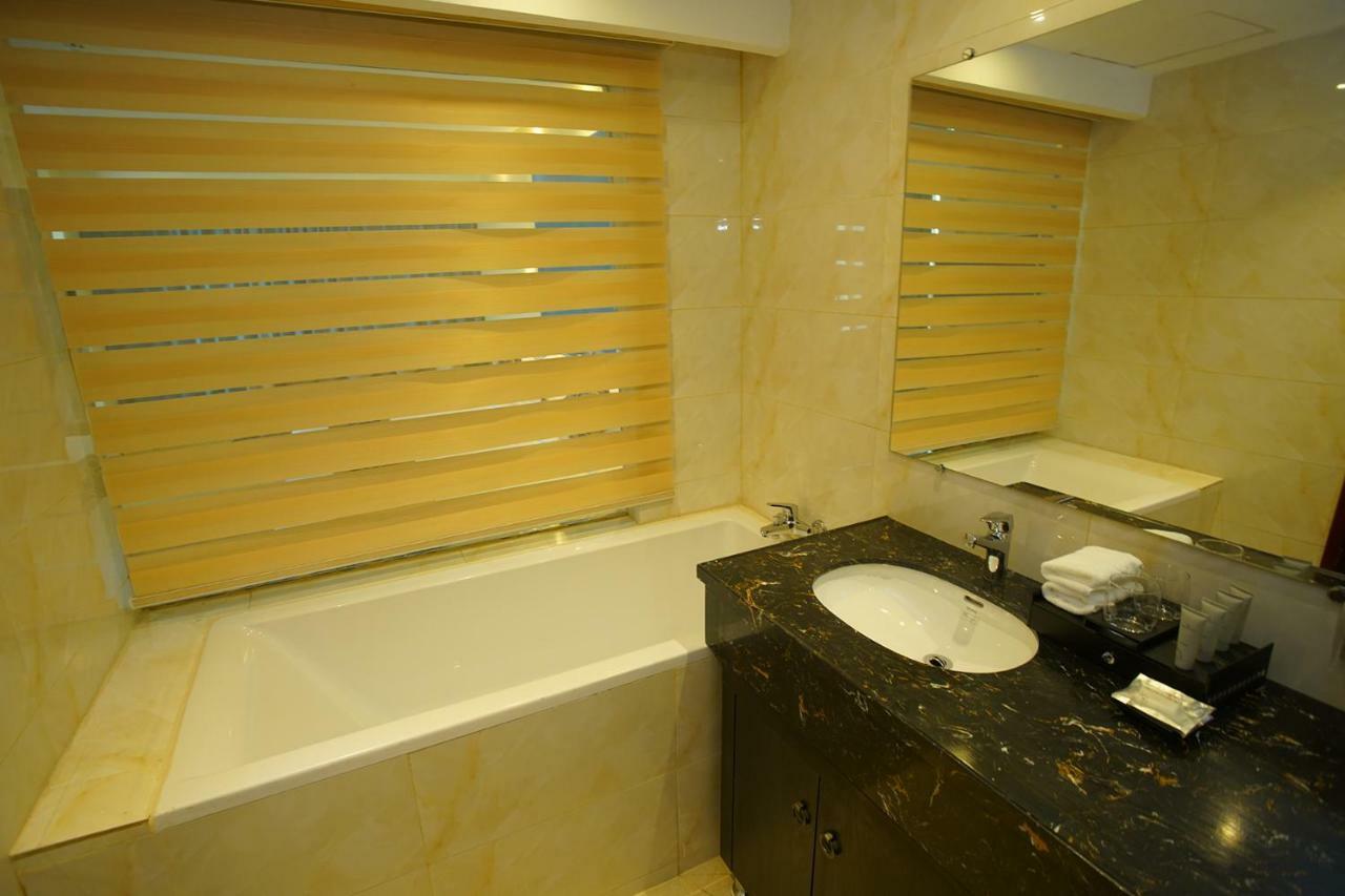 Grand Park 5*